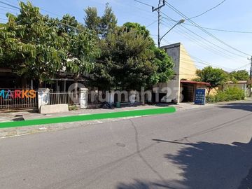 Rumah Hitung Tanah Lingkungan Nyaman Aman Daerah Jajar Solo