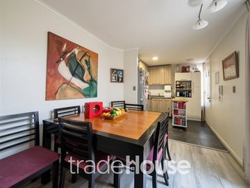Casa en venta de 3 dorm. en Santiago