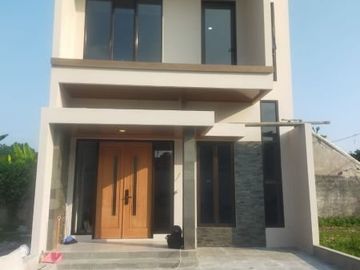 Rumah bagus cluster teluk Pucung dkt Summarecon Bekasi