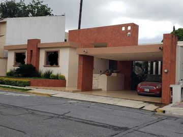 Casa en Venta  Fuentes del Valle