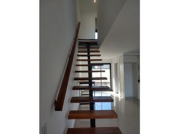 DUPLEX A ESTRENAR