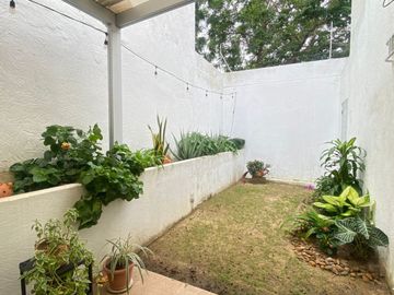 casa en venta en villa santos. Cod V308
