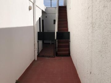 CASA EN VENTA MAIPU 2000