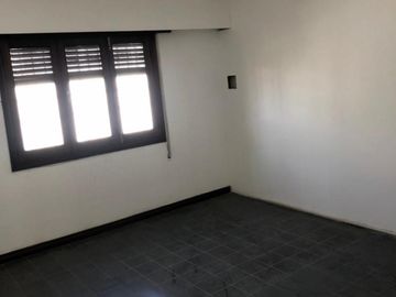 CASA EN VENTA MAIPU 2000