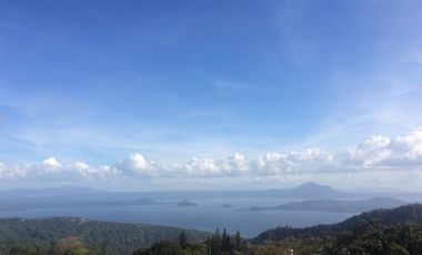 Condo in Tagaytay near, OLIVARES, EARN BIG RENTAL INCOME
