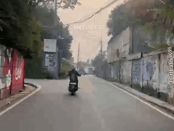 Gudang Dengan Tanah Luas Dan Murah Strategis Pinggir Jalan