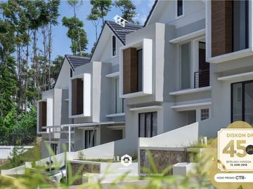 Rumah Tengah Kota Suasana Villa di Bandung