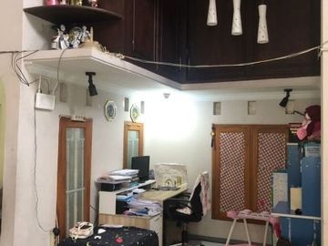 Rumah dijual dekat kampus Brawijaya di sukarno hatta Lowokwaru kota Malang.