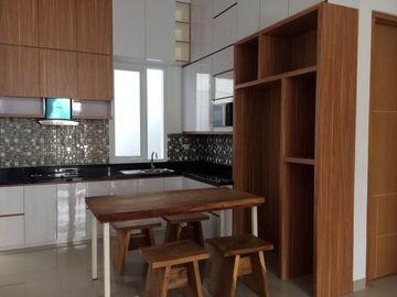 DIJUAL CEPAT !!! Rumah nyaman di Awiligar Cikutra, Cigadung, Tubagus Ismail