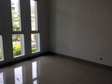 DIJUAL CEPAT !!! Rumah nyaman di Awiligar Cikutra, Cigadung, Tubagus Ismail