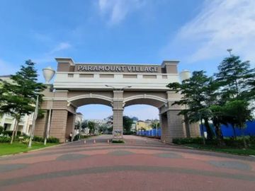 Rumah Bagus Paramount Village Semarang Barat, Dekat POLDA dan RS. KARIADI