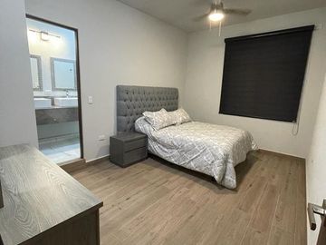 CASA EN VENTA EN PORTOVELA RESIDENCIAL