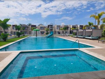 CASA EN VENTA EN PORTOVELA RESIDENCIAL