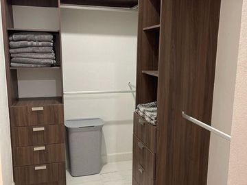 CASA EN VENTA EN PORTOVELA RESIDENCIAL