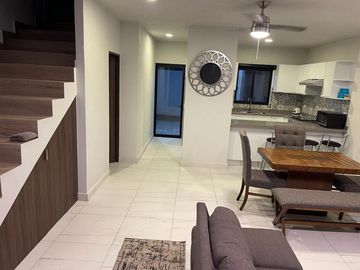 CASA EN VENTA EN PORTOVELA RESIDENCIAL