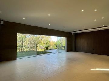 Casa en venta en Campo de Golf Altozano $10,500,000