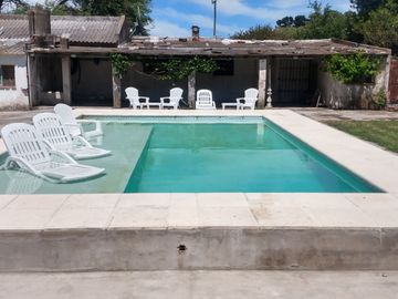 CASA QUINTA c/PILETA + GALPON