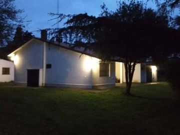 CASA QUINTA c/PILETA + GALPON