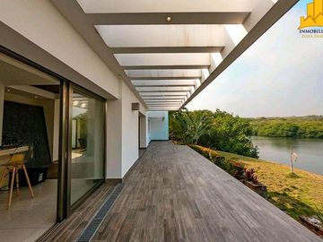 Rancho en Venta a Orilla de Río y a pasos del Mar, Golfo de México, Veracruz