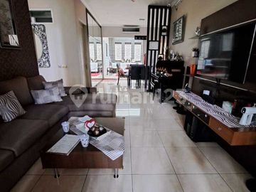 Rumah 2 Lantai Sudah Renovasi dan Siap Huni di Delatinos - Bsd