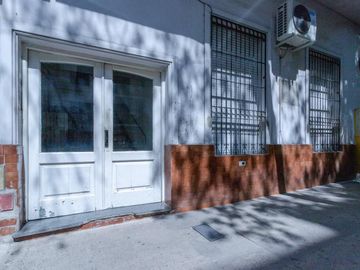 Aguero al 1800 - Barrio Norte // VENTA: PH de 4 Ambientes Sin Expensas Apto Profesional con Patio y Terraza