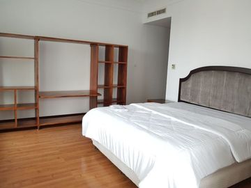 For Sale 3+1BR Furnished Apartment at Pakubuwono Residence