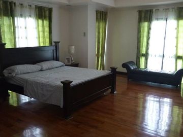 Semi Furnished Elegant House with 5 Bedroom For Sale in Ange