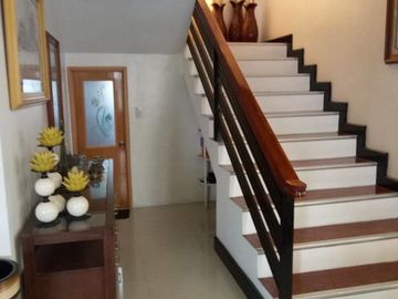 Semi Furnished Elegant House with 5 Bedroom For Sale in Ange