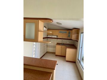 Casa de venta, 5 dormitorios, sector La Guanguiltagua