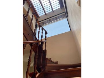 Casa de venta, 5 dormitorios, sector La Guanguiltagua