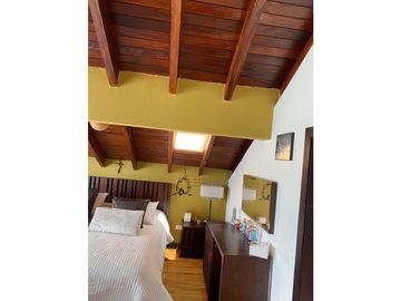 Casa de venta, 5 dormitorios, sector La Guanguiltagua