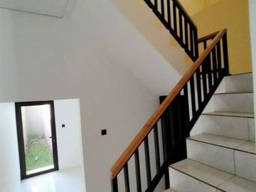 Rumah Baru Town House 2 Lantai Siap Huni Cilame Ngamprah Bandung Barat