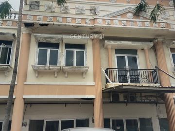 Dijual 2 Ruko Gandeng 2 Lantai Siap Pakai Di Komplek Ruko
