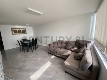 Se vende hermoso y amplio departamento  sector sur vista al mar