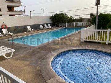Se vende hermoso y amplio departamento  sector sur vista al mar