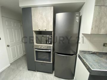 Se vende hermoso y amplio departamento  sector sur vista al mar