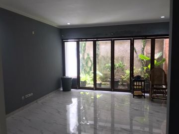Rumah Siap Huni 3 Kamar Tidur di Sektor 9 Discovery Bintaro 4744