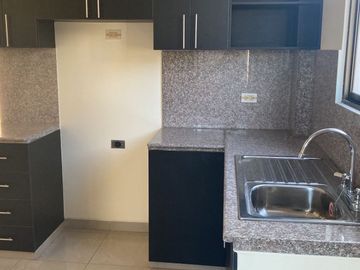 Venta de hermosa Casa para estrenar en Urbanización Mallorca Village, con Jacuzz (J Luna)