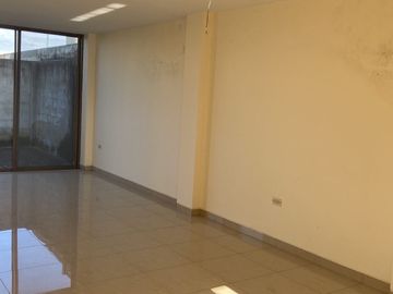 Venta de hermosa Casa para estrenar en Urbanización Mallorca Village, con Jacuzz (J Luna)