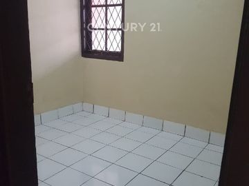 Rumah Siap Huni Din Taman Cibaduyut Indah Kota Bandung