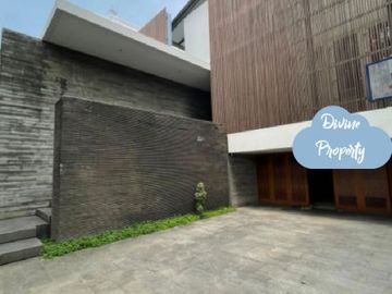 For Sale Luxurious Modern House at Kebayoran Baru