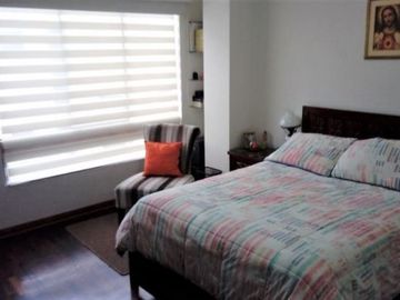 BUEN DEPARTAMENTO DUPLEX EN CALLE MARIEL - SURCO