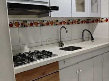 apartamento en arriendo en doce de octubre. Cod A3863001