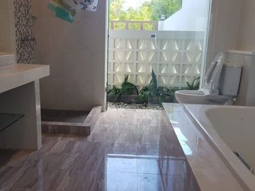 Villa dengan pemandangan laut di Ungasan
