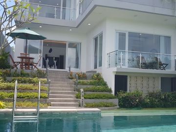 Villa dengan pemandangan laut di Ungasan