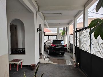 DIJUAL MURAH RUMAH CANTIK MEWAH TERAWAT DI BUARAN DUREN SAWIT JAKARTA TIMUR