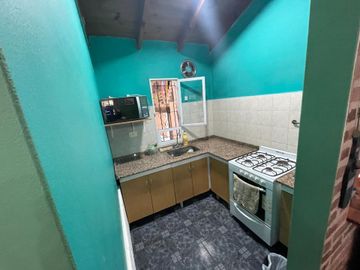 Venta de hermoso PH tipo casa en Jauregui Lujan