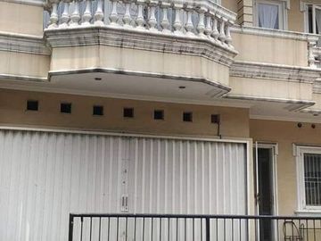DIJUAL RUMAH BAGUS HOOK SIAP HUNI LOKASI STRATEGIS DI PUSPITALOKA BSD