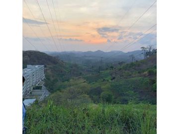 VENDO APARTAMENTO PH ALTAMIRA GARDENS CON TERRAZA 3 REC