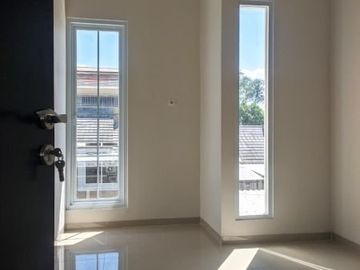 Rumah 2Lantai Hanya 800 Jutaan di Aryamukti Pedurungan